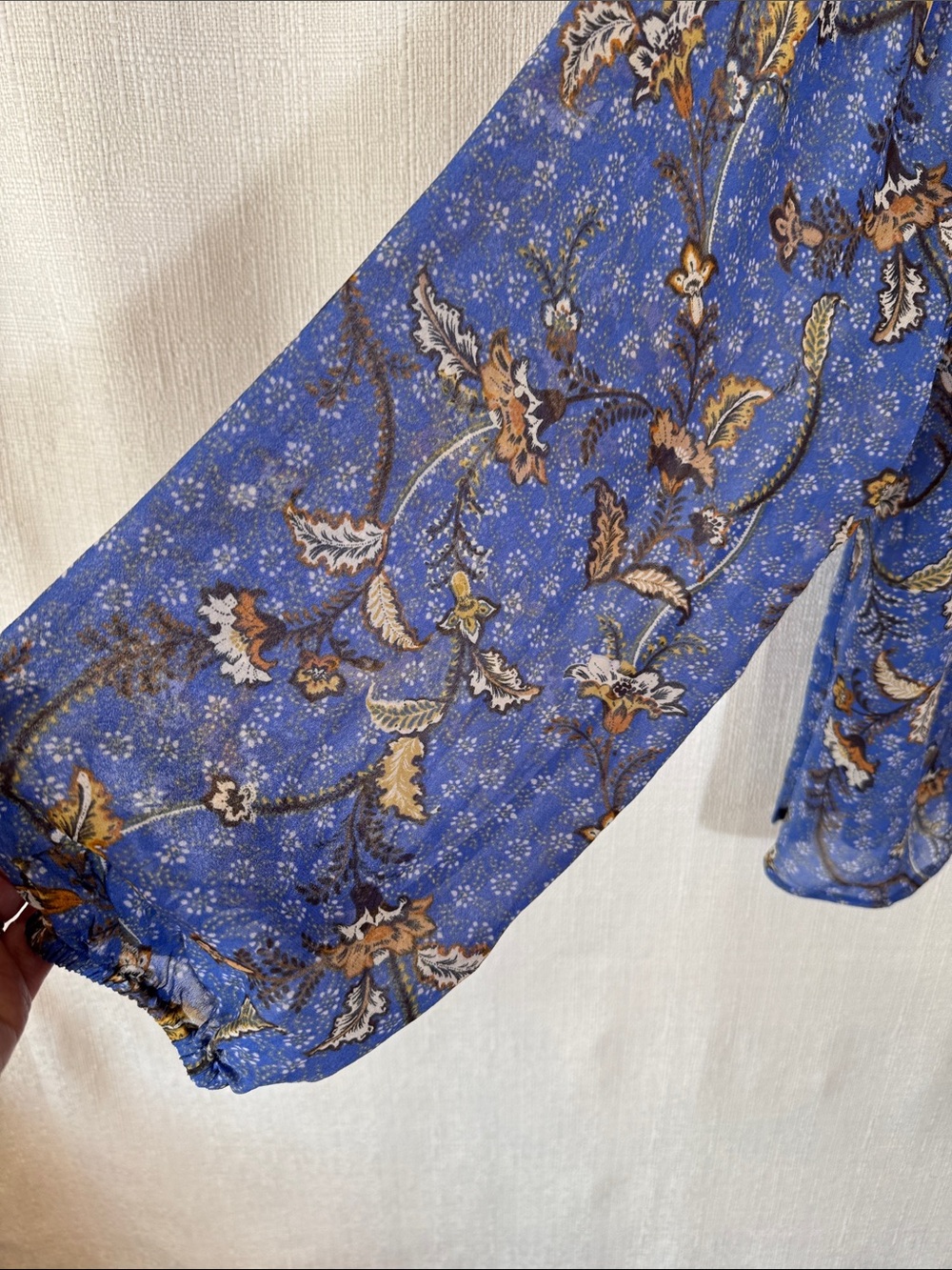 Second‎ Female Lantana Blue Floral Viscose Blouse Puff Sleeve Top Size Medium - Picture 8 of 8